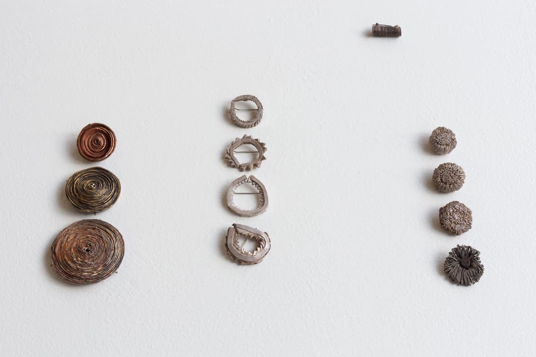 BROOCHES