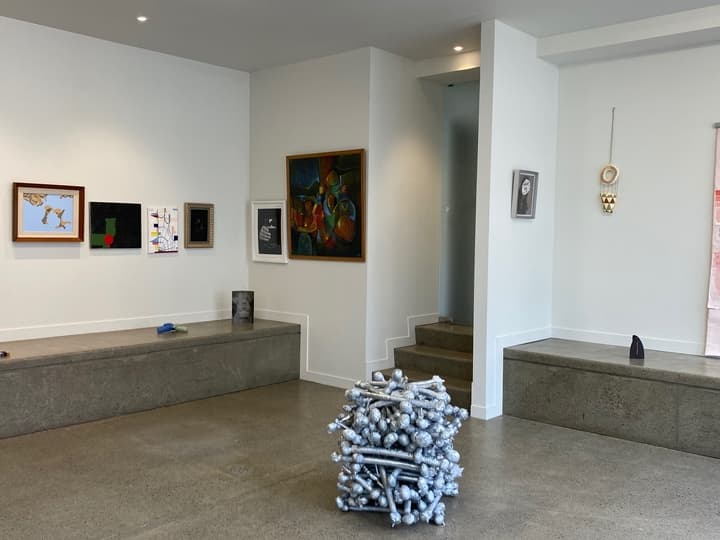 Dit Dit Dit Dit   ~  A group exhibition