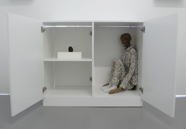 Hold That Thought – detail